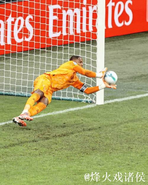 塔雷否认迈尼昂800万年薪传闻,续约事宜仍在商谈中 塔雷否认迈尼昂800万年薪传闻,续约事宜仍在商谈中